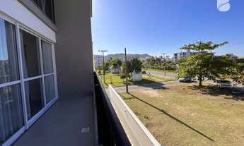 Imagem 4: Amplo imóvel todo mobiliado, 2 dormitórios sendo 2 suítes, sacada com churrasqueira, 120 m