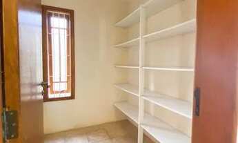 Imagem 5: Casa para venda possui 239 metros quadrados com 4 quartos