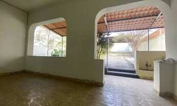 Imagem 3: Casa para venda tem 360 metros quadrados com 4 quartos em Santa Branca - Belo Horizonte