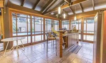 Imagem 4: Casa ampla com 4 suítes no Orleans , com espaço de 925 de terreno no América - Joinville