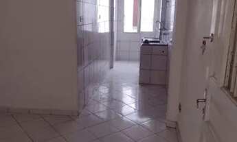 Imagem 3: Apartamento de 1 Dormitório no Boqueirão Próximo ao Beatrix, Apenas 300 Metros da Praia