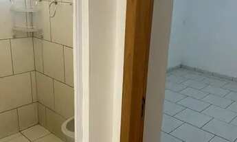 Imagem 5: Edícula Encantadora na 706 Sul: Conforto, Segurança e Localização Privilegiada!