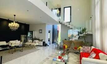 Imagem 5: Casa de condomínio sobrado para aluguel possui 360 metros quadrados com 4 quartos