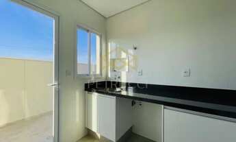 Imagem 5: Casa de condomínio sobrado para venda tem 296 metros quadrados com 4 quartos