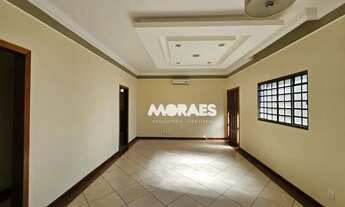 Imagem 2: Casa térrea com 2 quartos, 1 suíte, 2 vagas, para alugar, 375 m² por R$ 2.890/mês - Vila I