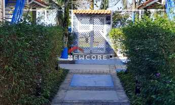 Imagem: Casa de condomínio em Rua Carlos Henrique