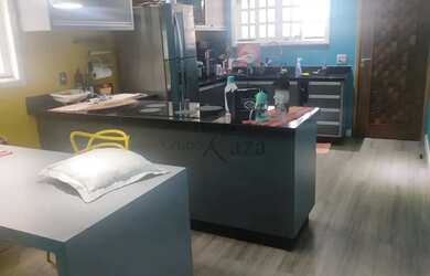 Imagem 3: Casa Sobrado - Jardim das Indústrias - 3 Dormitórios - 129m²