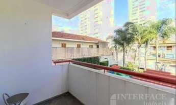 Imagem 4: Apartamento de 2 quartos, sendo 1 suíte, com 2 banheiros e 66m2 de área está disponível pa