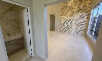 Imagem 5: Casa Alto Padrão com 4 Suítes e Energia Solar à Venda