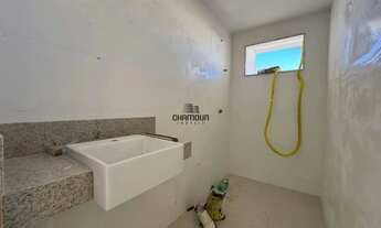 Imagem 9: 3 quartos sendo 1 suite com varanda e 2 vagas de garagem coberta