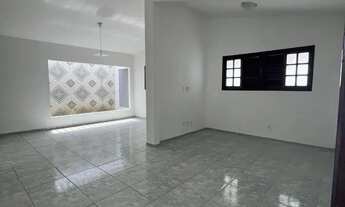 Imagem 4: Sua Nova Casa em Ponta Negra: Espaço, Conforto e 2 Edículas Extras!