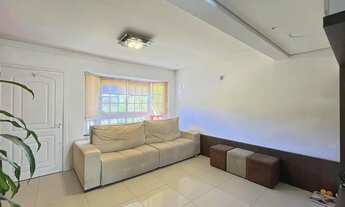 Imagem 5: Sobrado , localizado em frente à Praça do Lagos!