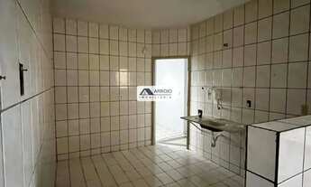 Imagem 6: Apartamento para aluguel e venda possui 65 metros quadrados com 2 quartos