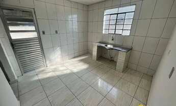 Imagem 5: Casa com 2 dormitórios para alugar, 80 m² por R$ 1.200,00/mês - Vila Mollon IV - Santa Bár