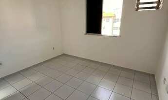 Imagem 4: Vende-se apto na Cohama com 2 banheiros