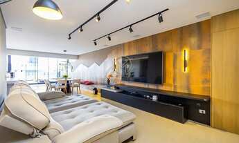 Imagem 4: Cobertura mobiliada com 180 m² privativos, sauna e vista definitiva no Bigorrilho