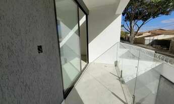 Imagem 6: Casa em Rua dos Uaicás - Santa Mônica - Belo Horizonte/MG