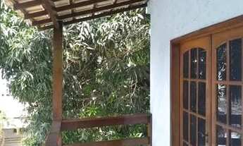 Imagem: Alugo casa duplex em excelente localização