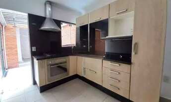 Imagem 3: CASA EM CONDOMÍNIO - 3 QUARTOS SENDO 1 SUÍTE - 2 BANHEIROS - 2 VAGAS - DEMARCHI - SBC