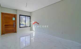 Imagem 2: Casa em Rua Sete Mil Duzentos e Dois - Hípica - Porto Alegre/RS