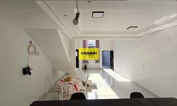 Imagem 2: Sobrado à Venda com Área Gourmet, 2 Dormitórios e 2 Vagas em Avenida Comercial