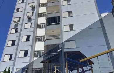 Imagem 3: Imóvel para venda possui 66 metros quadrados com 3 quartos em Barreiros - São José - SC