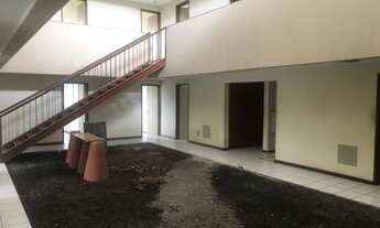 Imagem 6: Prédio comercial no Bongi