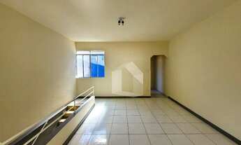 Imagem 4: Apartamento com 2 quartos para alugar, 90 m² por R$ 900/mês - Vila Nova - Poços de Caldas