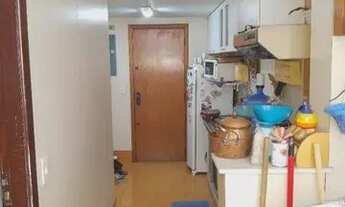 Imagem 6: Meier - 2 Quartos Dependência Vazio Centro do Meier