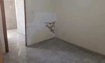 Imagem 3: Casa térrea, sala 01 quarto, cozinha, banheiro