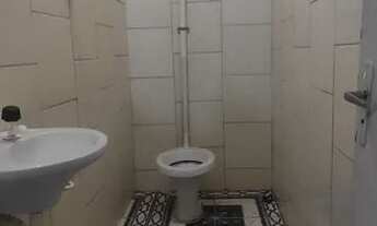 Imagem 4: Sobrado composto por 3 apartamentos e 2 lojas comercias - Ceilândia Norte