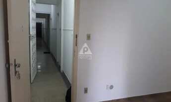 Imagem 3: 2 quartos, 2 banheiros, 70m²