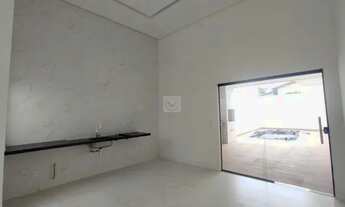 Imagem 2: Excelente Casa térrea com piscina, a 300m da praia