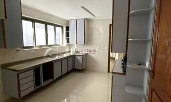 Imagem 6: Linda casa em Alphaville, 4 Dormitórios sendo 2 suítes, lazer com piscina e churrasqueira