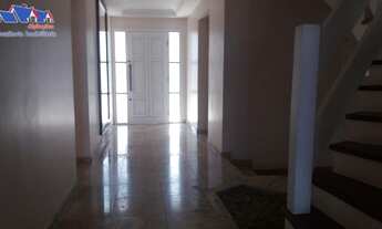 Imagem 6: Alphaville 6 - 530 m2, 4 suítes, armários novos na cozinha, próx da portaria!!