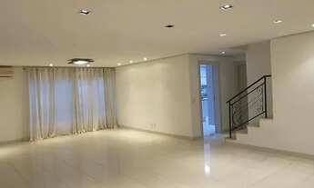 Imagem 2: Casa de condomínio para aluguel tem 400 metros quadrados com 4 quartos