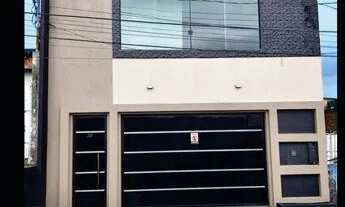 Imagem: Casa Duplex 3 suítes no Ouro verde Aleixo/