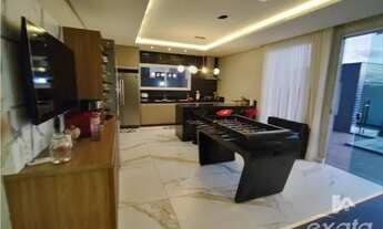 Imagem 5: Casa de condomínio sobrado para venda tem 370 metros quadrados com 4 quartos