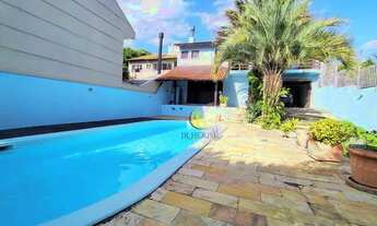 Imagem 2: EXCELENTE CASA Casa com 3 dormitórios