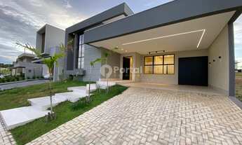 Imagem: Casa de condomínio térrea para venda tem