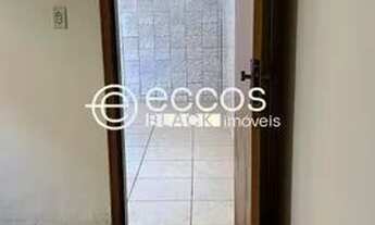 Imagem: Casa para aluguel, 3 quartos, 2 suítes