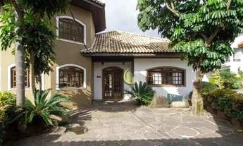 Imagem 4: EXCELENTE CASA Casa com 3 dormitórios