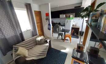 Imagem 2: Apartamento a venda na Vila Guilhermina, com 32m², 1 quarto e 1 banheiro. Sem vaga