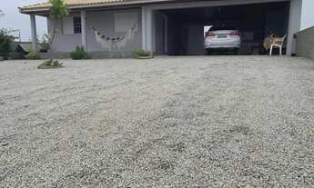 Imagem: Casa para venda tem 180 metros quadrados