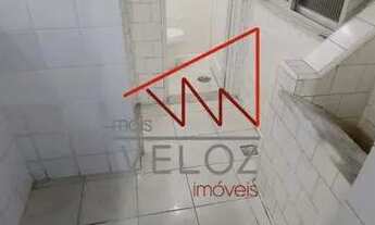 Imagem 3: 50m2 em quarto e sala com ótima localização em rua nobre de Laranjeiras