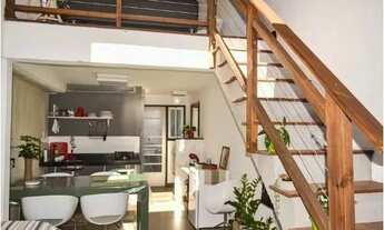 Imagem 2: Loft decorado e completo na Armação do Pantano do Sul