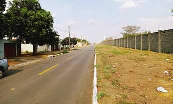 Imagem 2: LOTE COM ÁREA DE 360 METROS QUADRADOS, COM APTIDÃO COMERCIAL E RESIDÊNCIA. LOCALIZADA NO