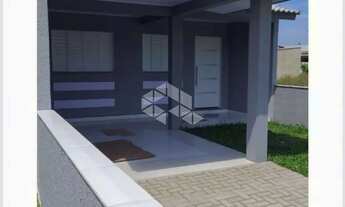 Imagem 4: Casa com 2 quartos/dormitórios no bairro Praia dos Golfinhos, em Balneário Arroio do Silva