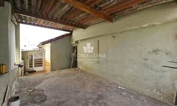 Imagem 3: Terreno na região da Penha, com 240 m², medindo 8 x 30 metros na Penha