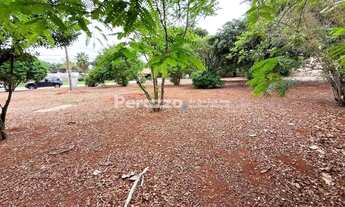 Imagem 2: Terreno localizado no Condomínio Privê do Lago Sul - SH Tororó Por R$380.000,00